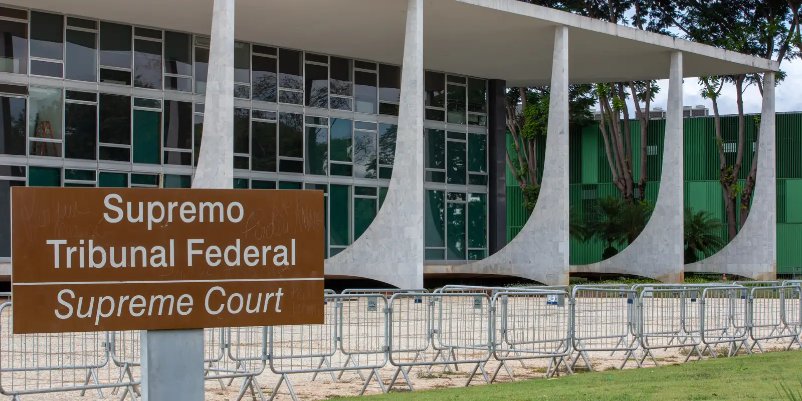 Dino pede investigação sobre precatórios pagos irregularmente