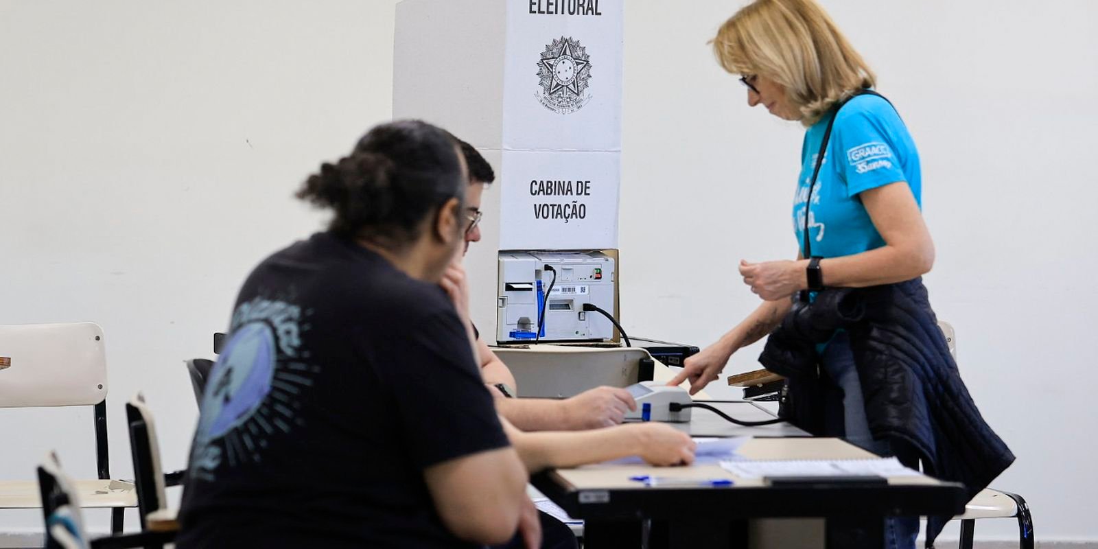 Eleições 2026: 158,7 milhões de brasileiros vão às urnas