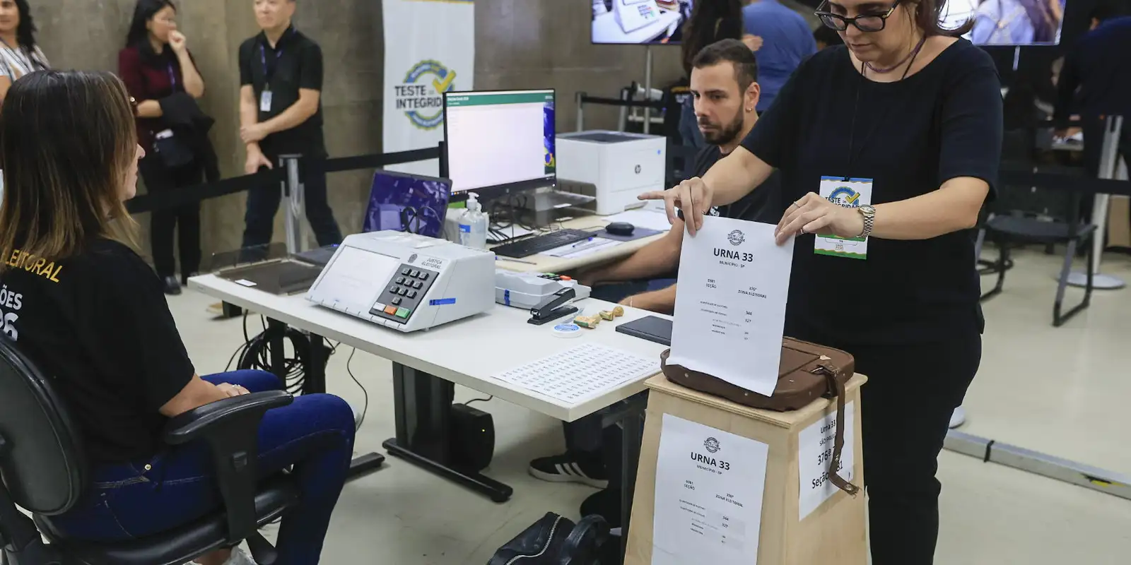TRE-SP inicia testes de segurança em urnas eletrônicas