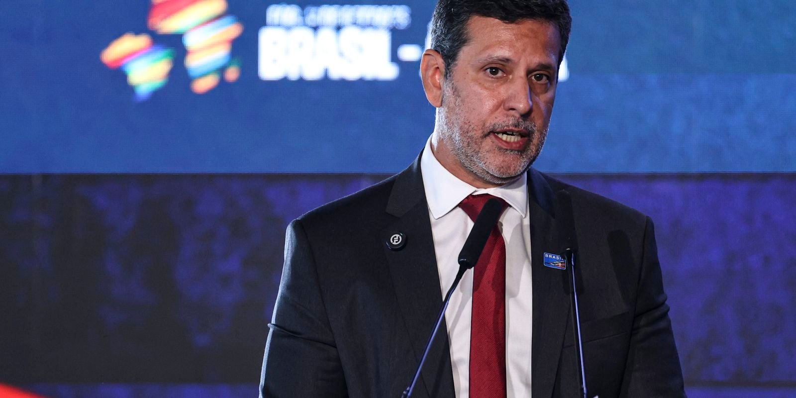 MEC vai pedir investigação de ameaças a universidades
