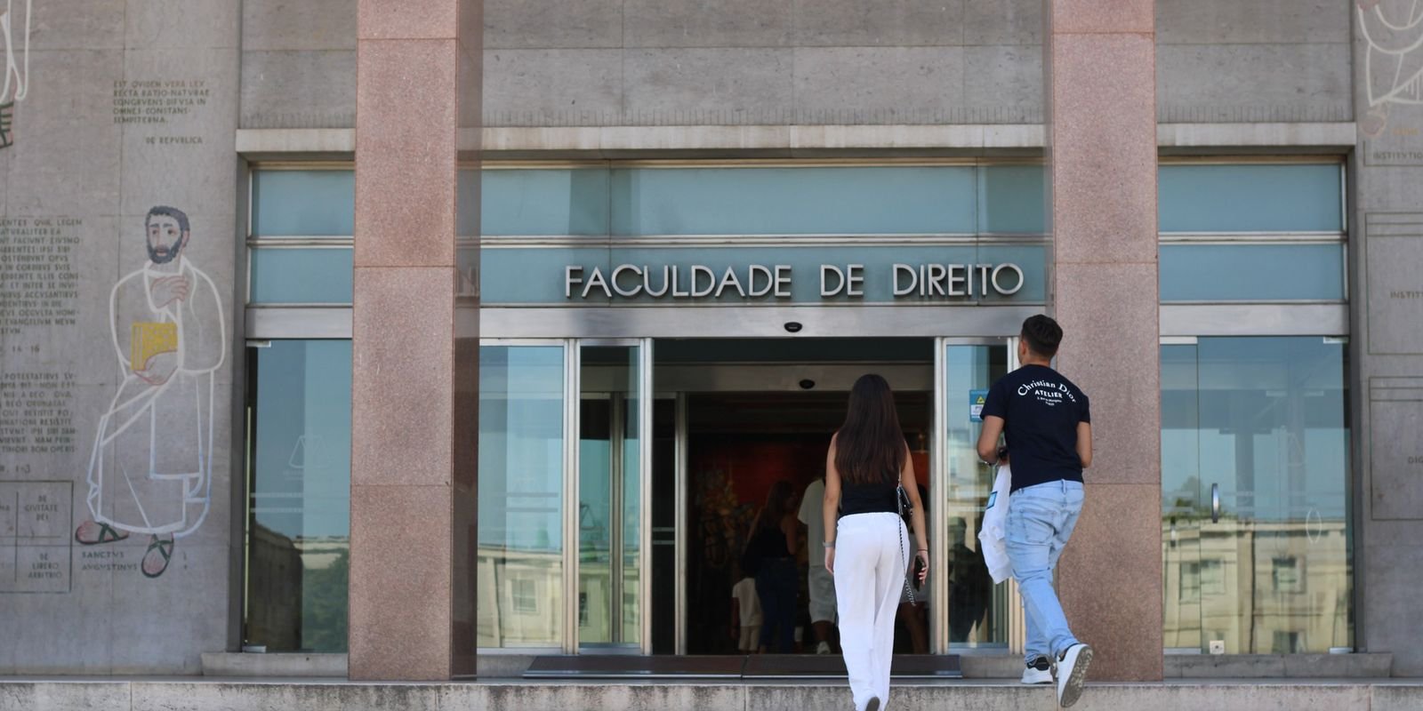 Universidade de Lisboa lidera votação no exterior