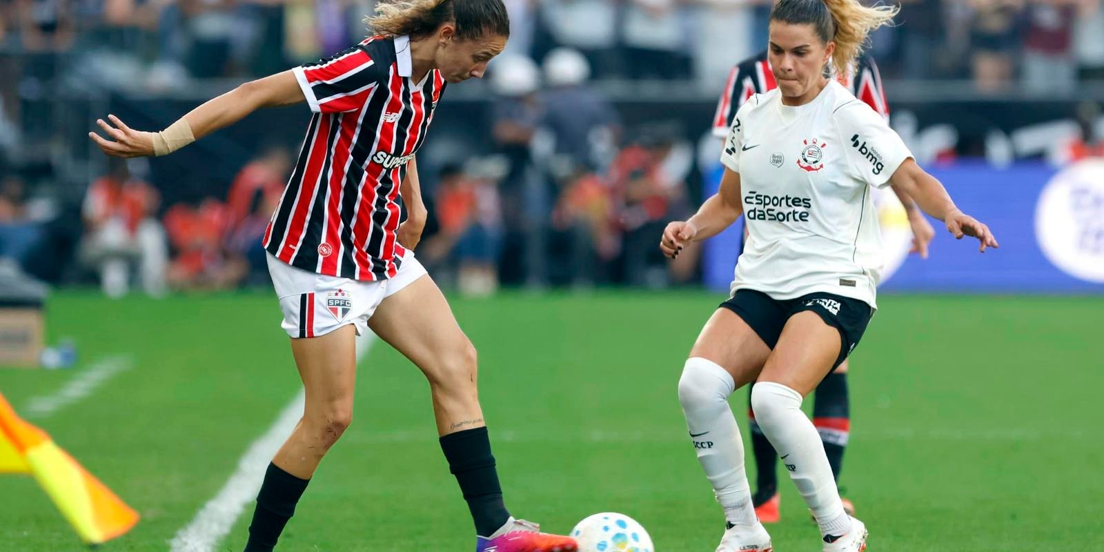 São Paulo e Corinthians decidem o Brasileirão Feminino neste sábado
