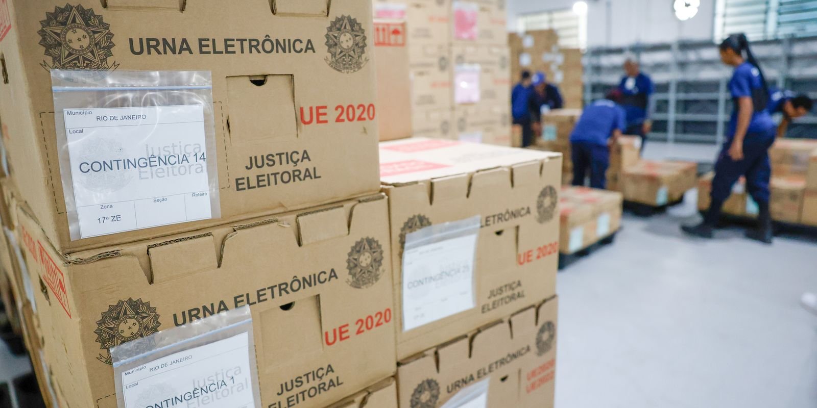 Tribunais preparam urnas e seções para a eleição