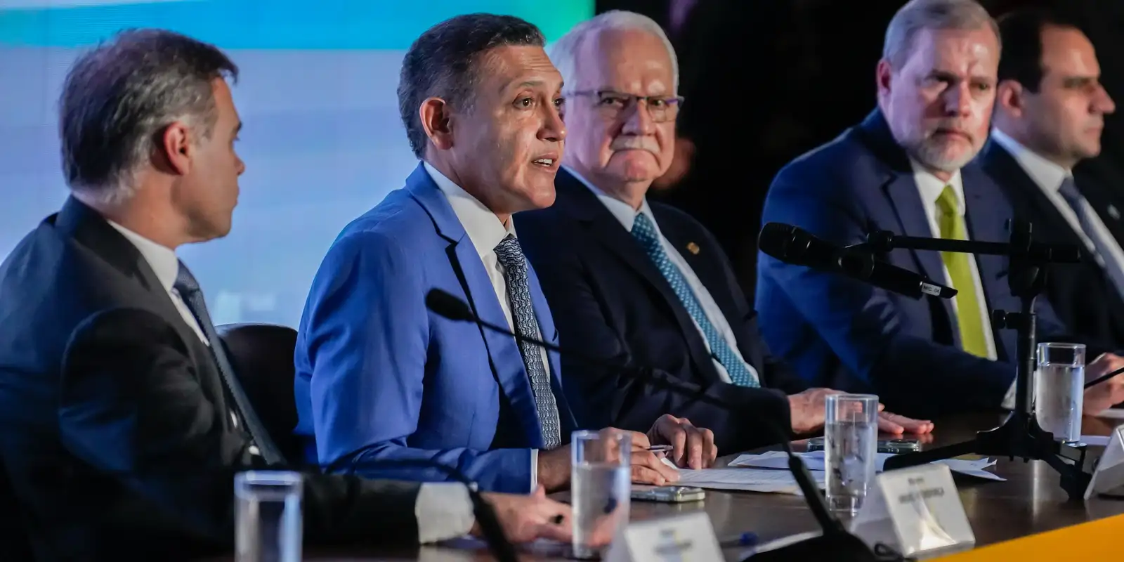 TSE afasta alerta de interferência estrangeira no primeiro turno
