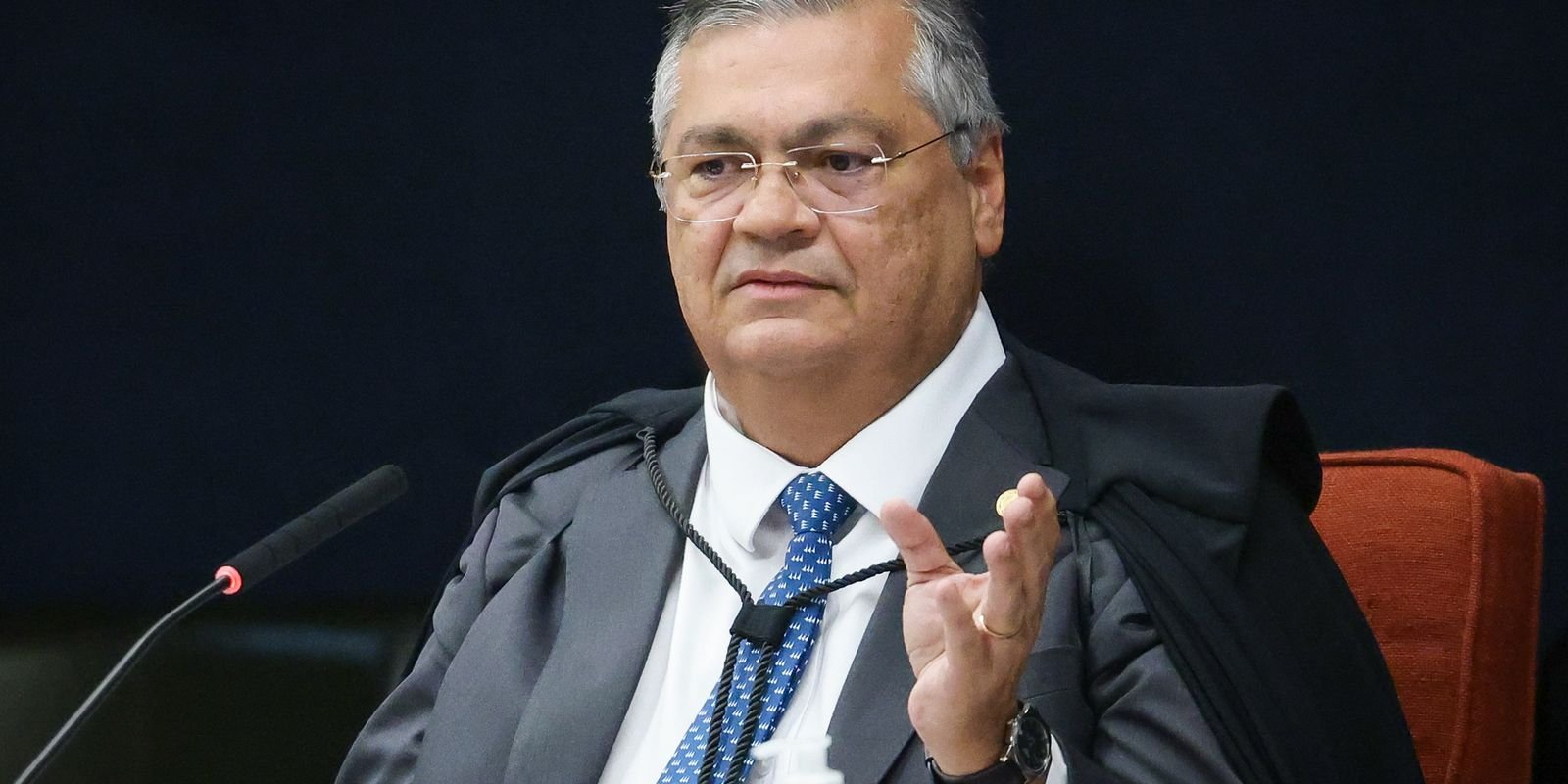 Dino encerra pedido de Tabet sobre Nossa Senhora no STF